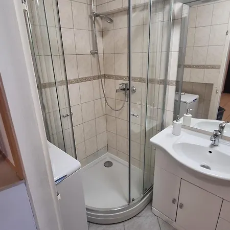 Apartament Vestibul *